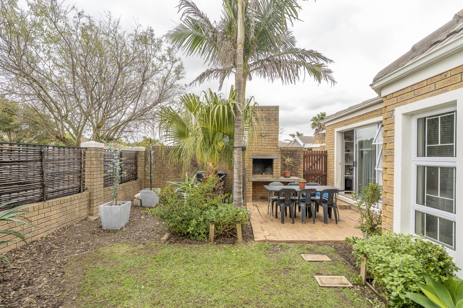 To Let 2 Bedroom Property for Rent in Sonstraal Heights Western Cape